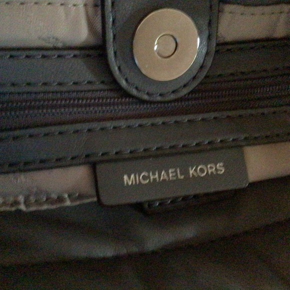 MICHAEL.KORS/ 2-WAY BAG - Picture 8 of 15